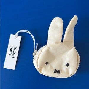 BAGGU Miffy Cream Bunny Pouch
